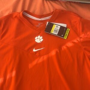 Nike T Shirt Mens Clemson Tigers Orange V neck NCAA Dri Fit Tee small
